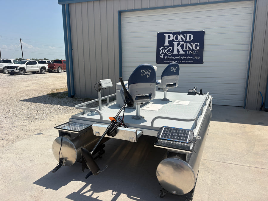 Small Pontoon Boat for Family Fishing - Texas 