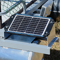 Solar Battery Charger w/Bracket (need 1 per battery)