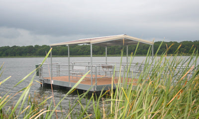deluxe floating dock with railing all around deck